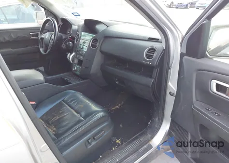 2010 Honda Pilot Touring z USA, uszkodzony, nr VIN 5FNYF3H95AB013688